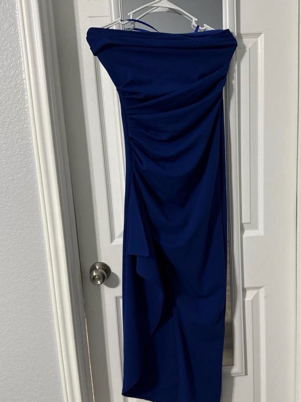 Off-Shoulder Midnight Blue Strapless Evening Dress